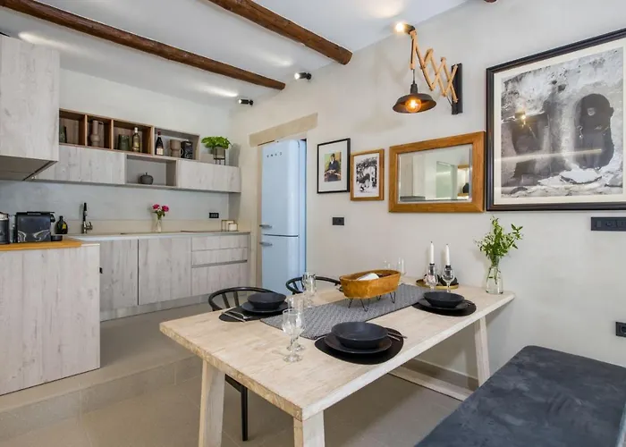 Casa Di Grimpili